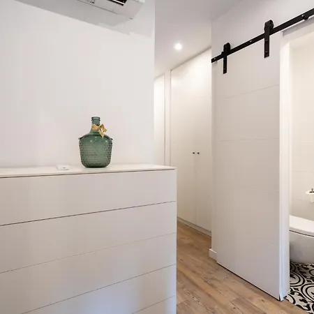 Ola Living Batllo Apartment